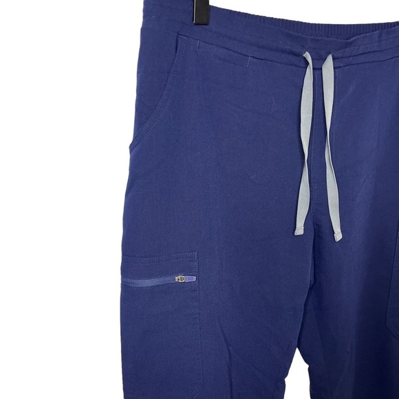 Figs Scrubs Technical Collection Cargo Utility Pants Blue Size Medium 10 Pockets - Picture 5 of 9